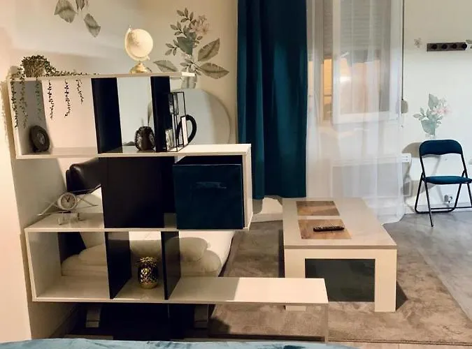 Studio Denain Lägenhet